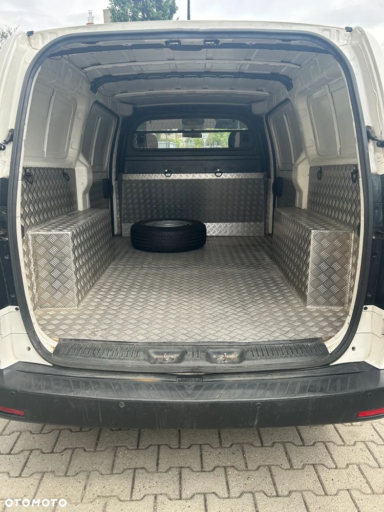 Hyundai H1 - 16