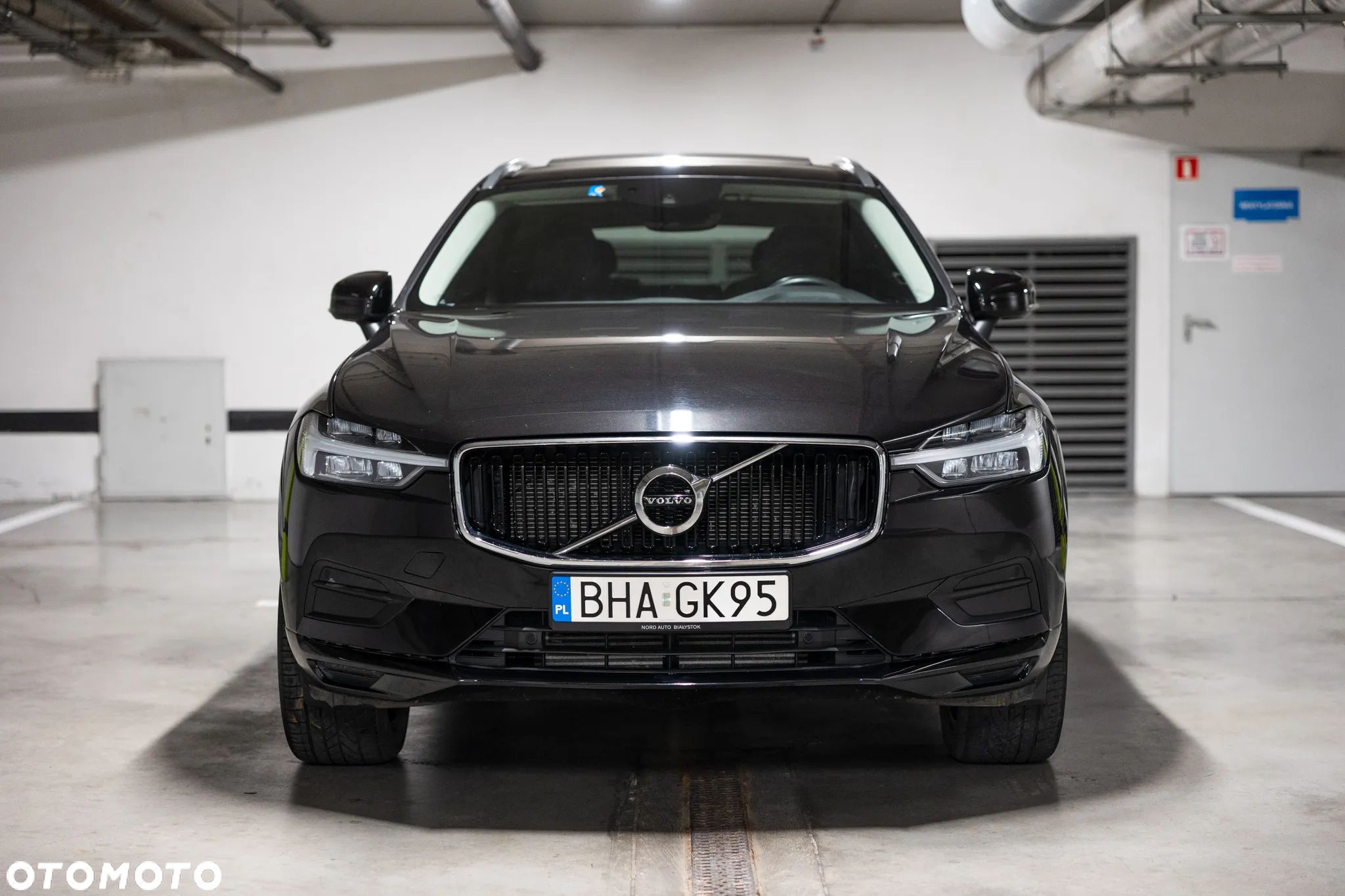 Volvo XC 60 B5 B AWD Ultimate Black Edition - 2