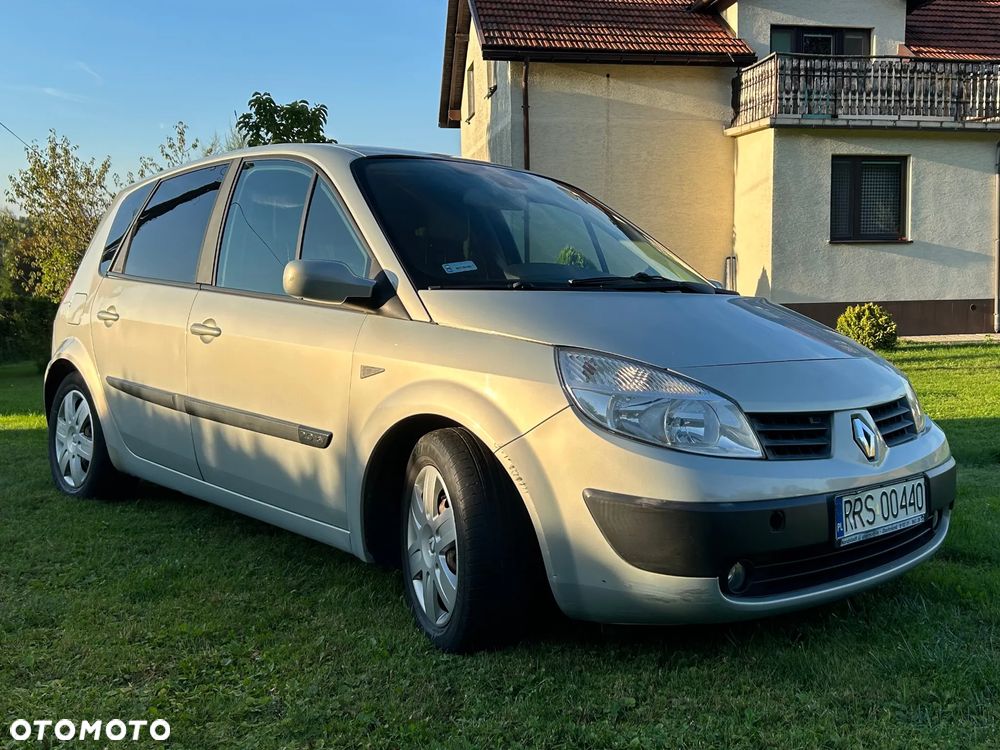 Renault Scenic 2.0 Confort Authentique - 3