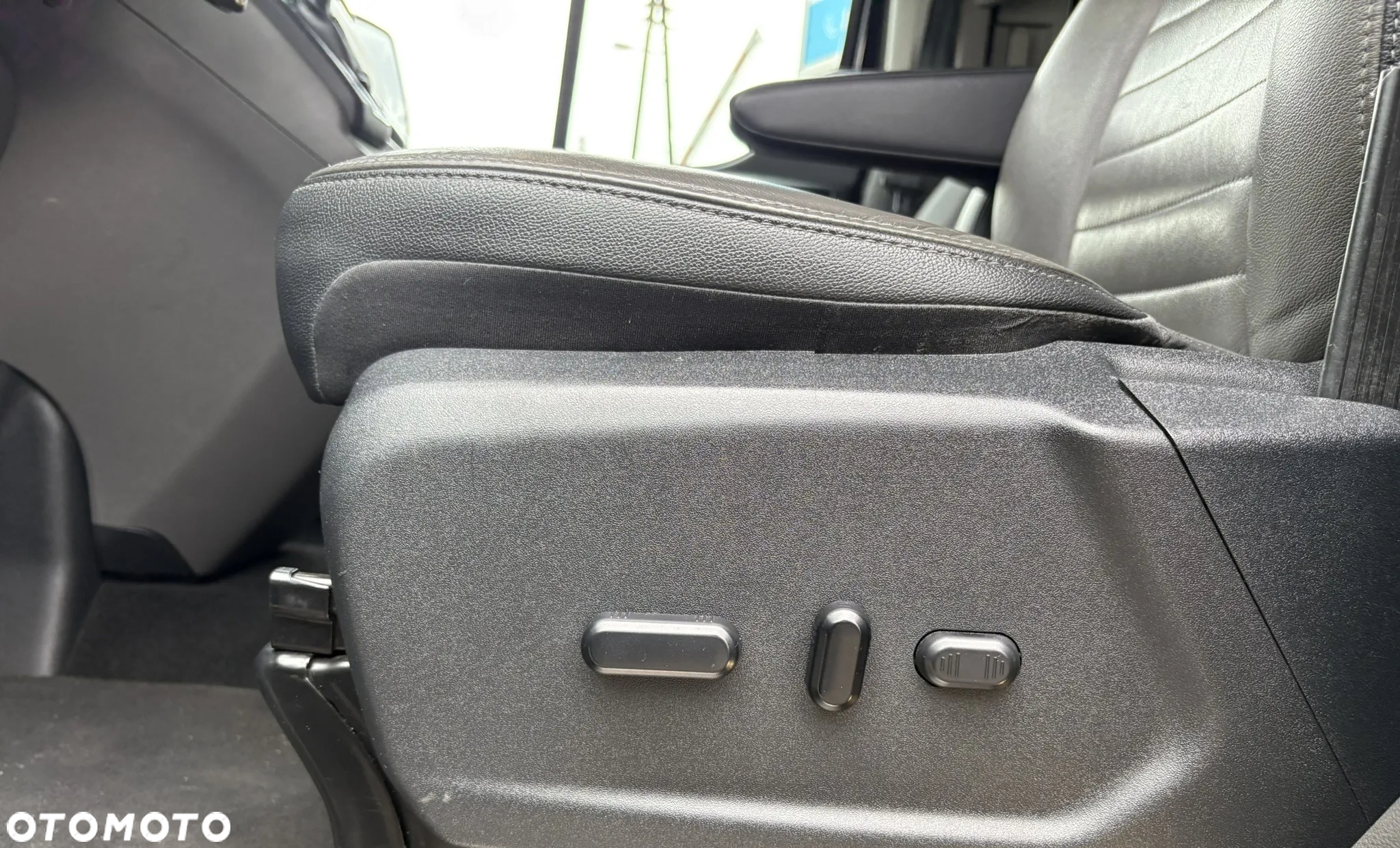 Ford Tourneo Custom 2.0 EcoBlue L2 Titanium X SelectShift - 12