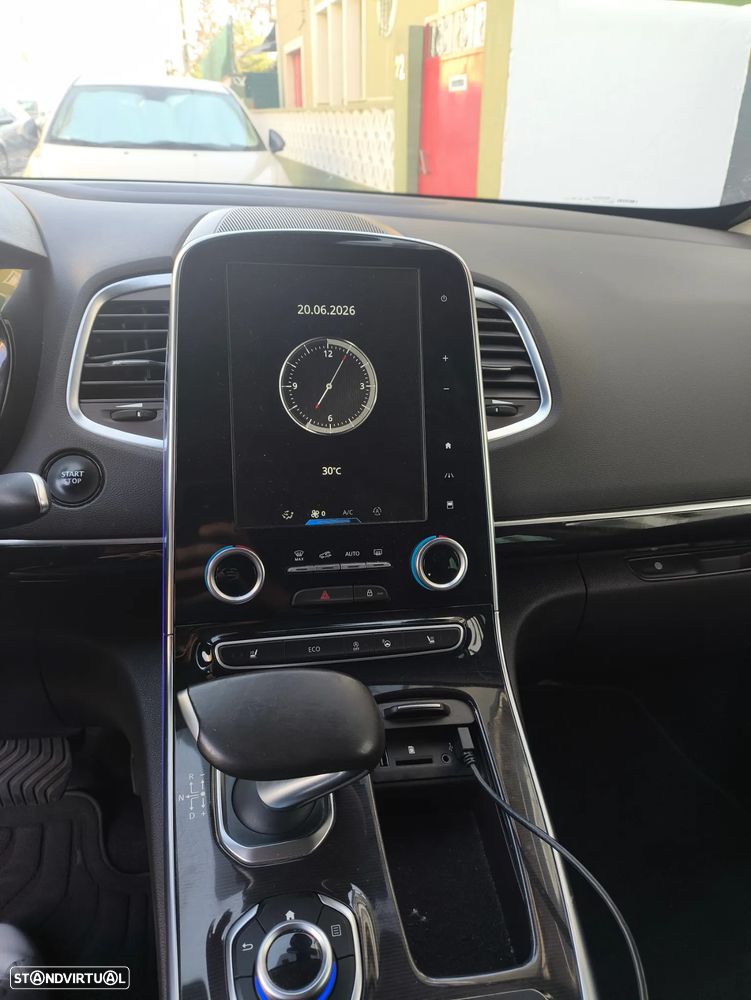 Renault Espace 1.6 dCi Initiale Paris EDC - 11