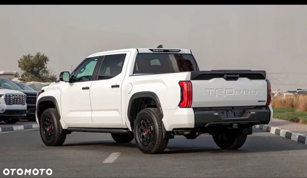 Toyota Tundra - 8