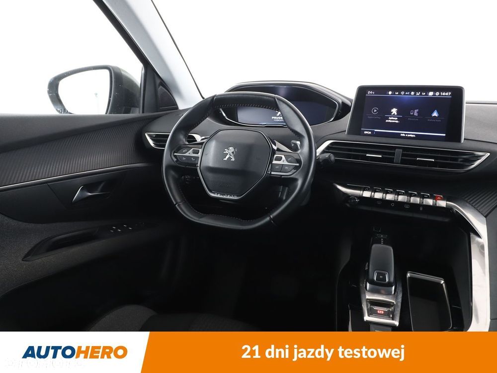 Peugeot 5008 - 13