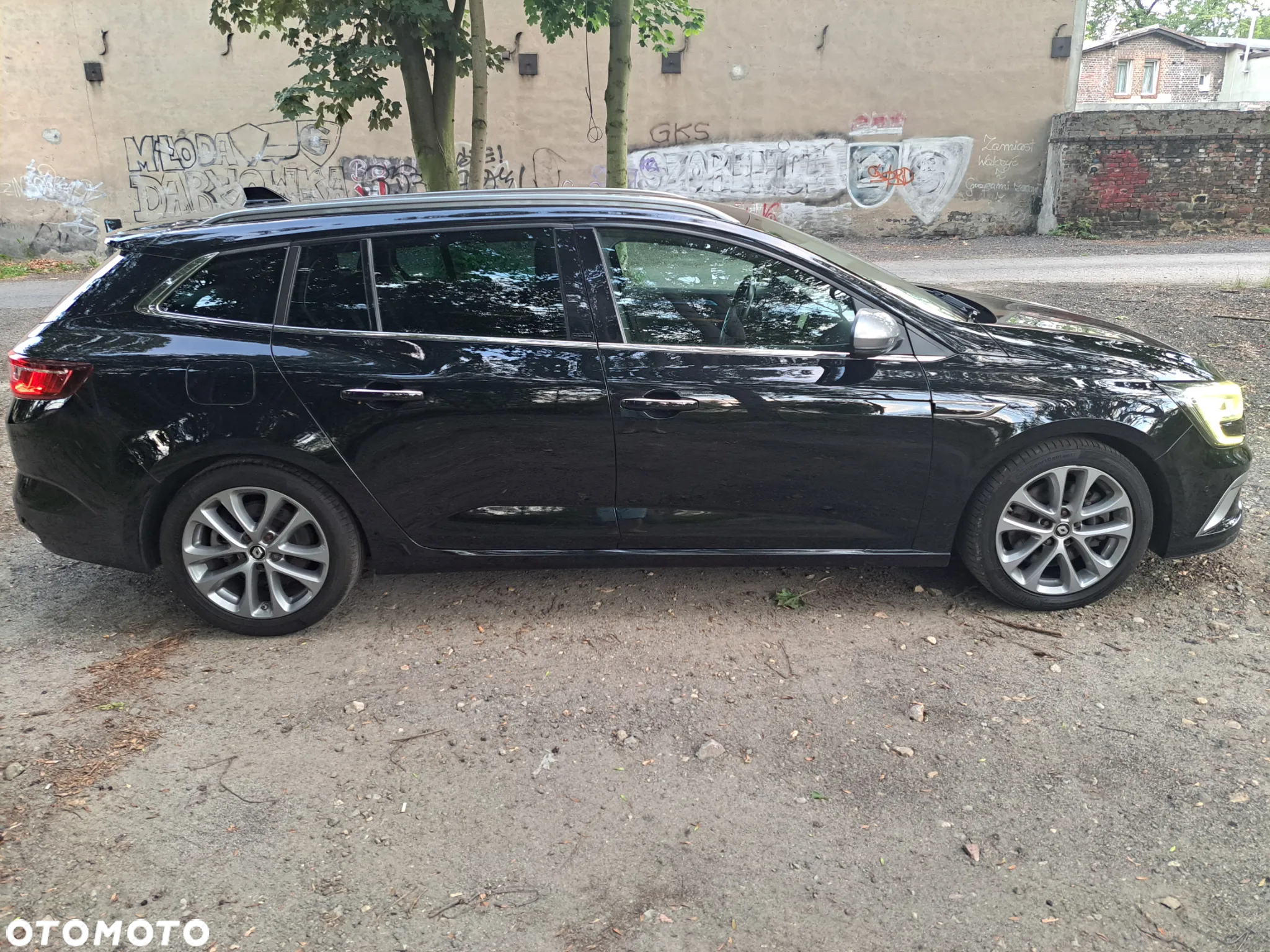 Renault Megane Grandtour ENERGY dCi 165 EDC GT LINE - 4