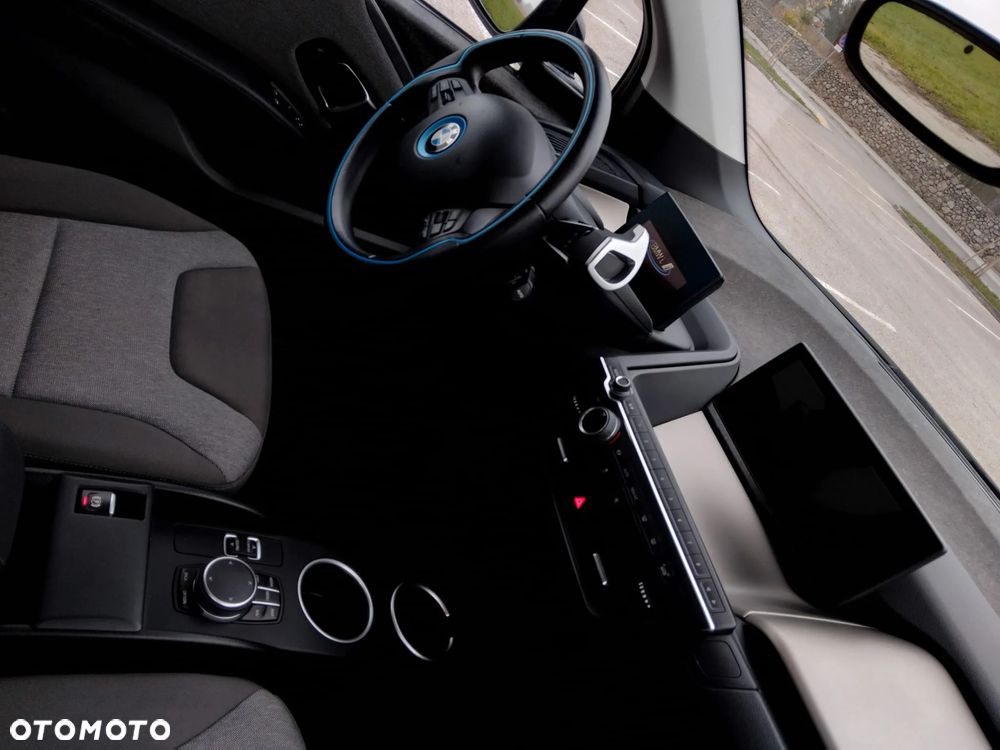 BMW i3 120 Ah - 17