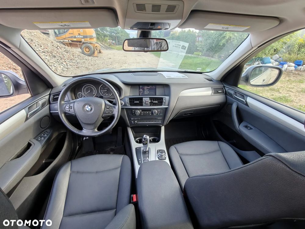 BMW X3 xDrive28i - 8