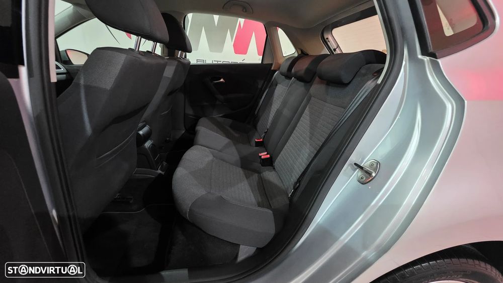 VW Polo 1.2 Confortline - 18