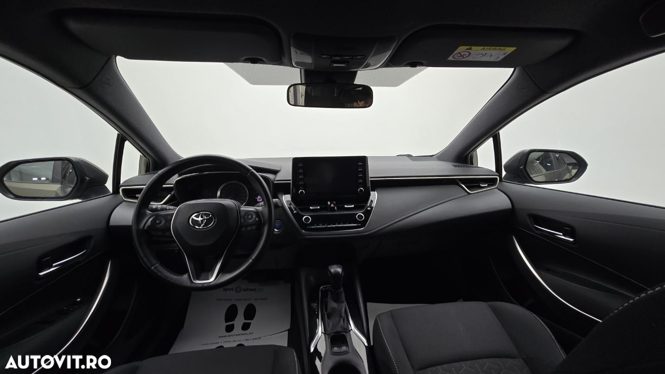 Toyota Corolla - 14