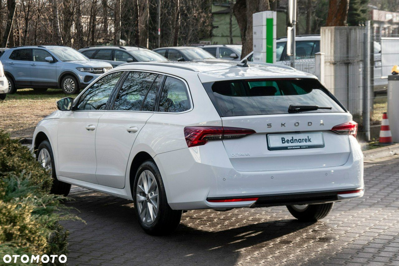 Skoda Octavia - 8