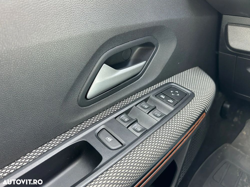 Dacia Sandero TCe 90 MT5 Expression - 15