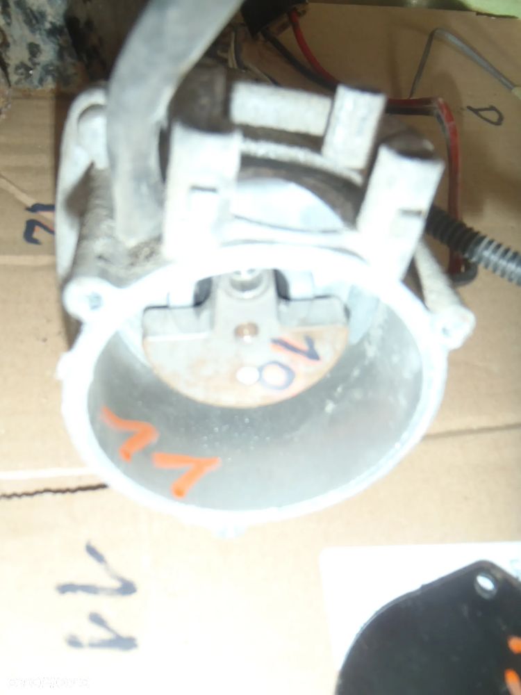 kompresor pompka zawieszenie silniczek  mocowanie tłok głowica zawór czujnik przewód wiązka kostka zbiorniczek range rover sport l320 discovery - 34