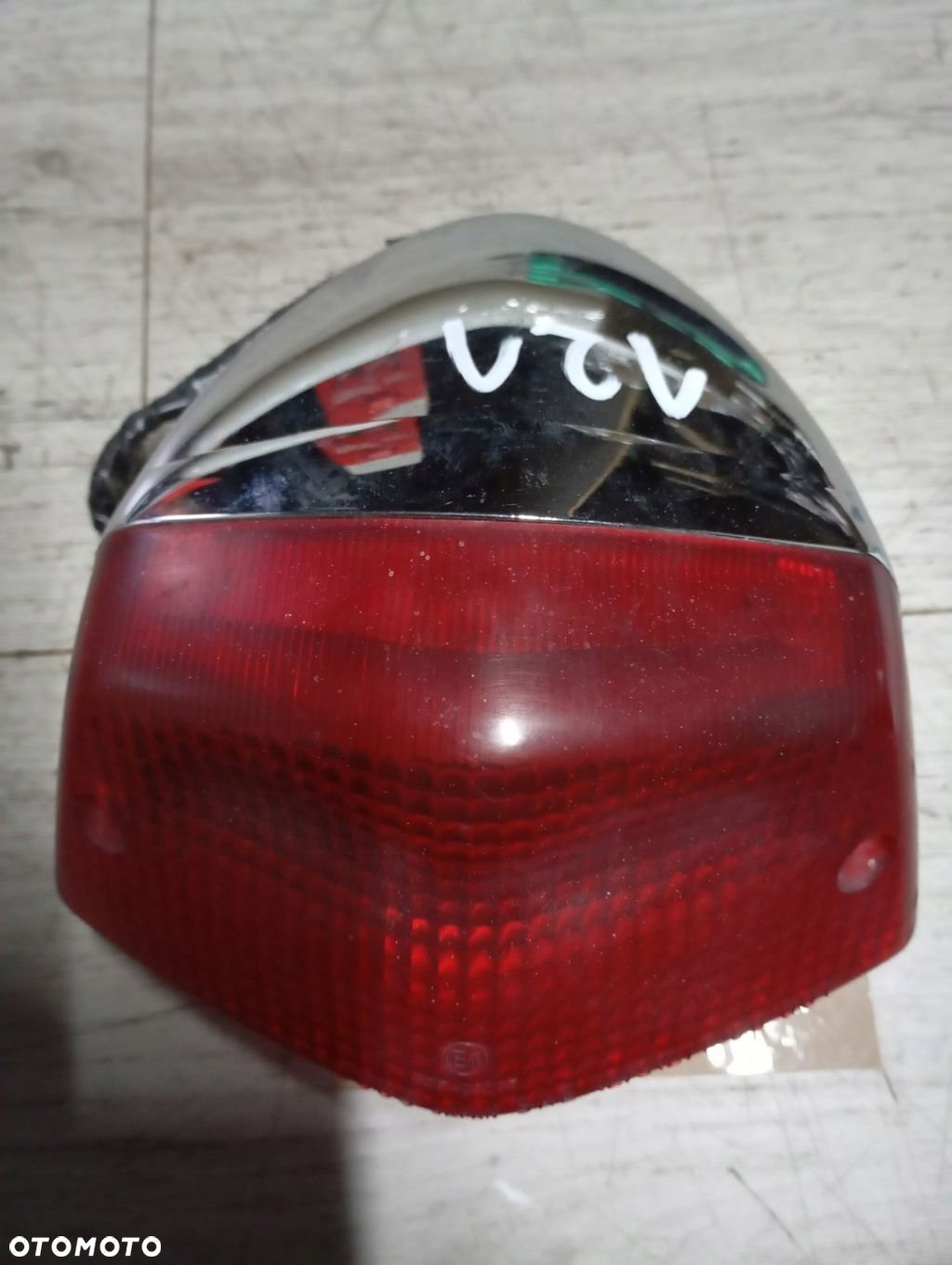 HONDA VT 600 SHADOW LAMPA TYŁ TYLNA - 2