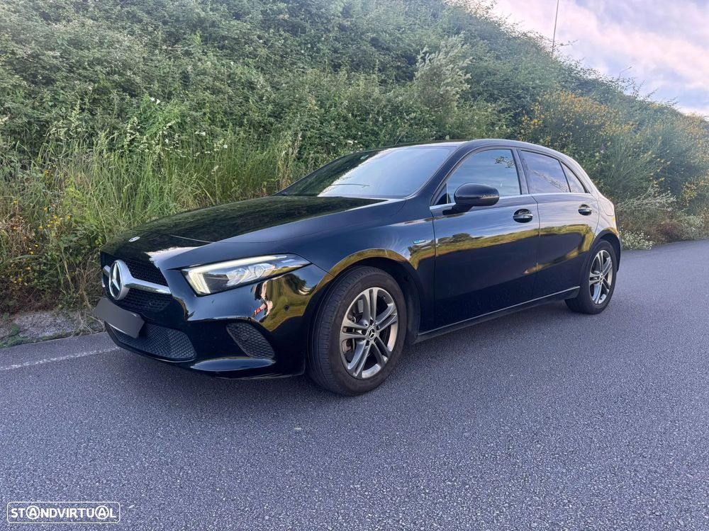 Mercedes-Benz A 250 e Style Plus - 1