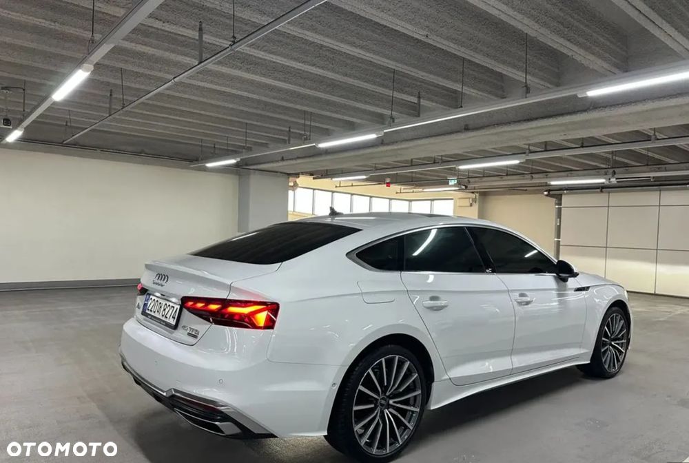Audi A5 Sportback 40 TFSI quattro S tronic - 4