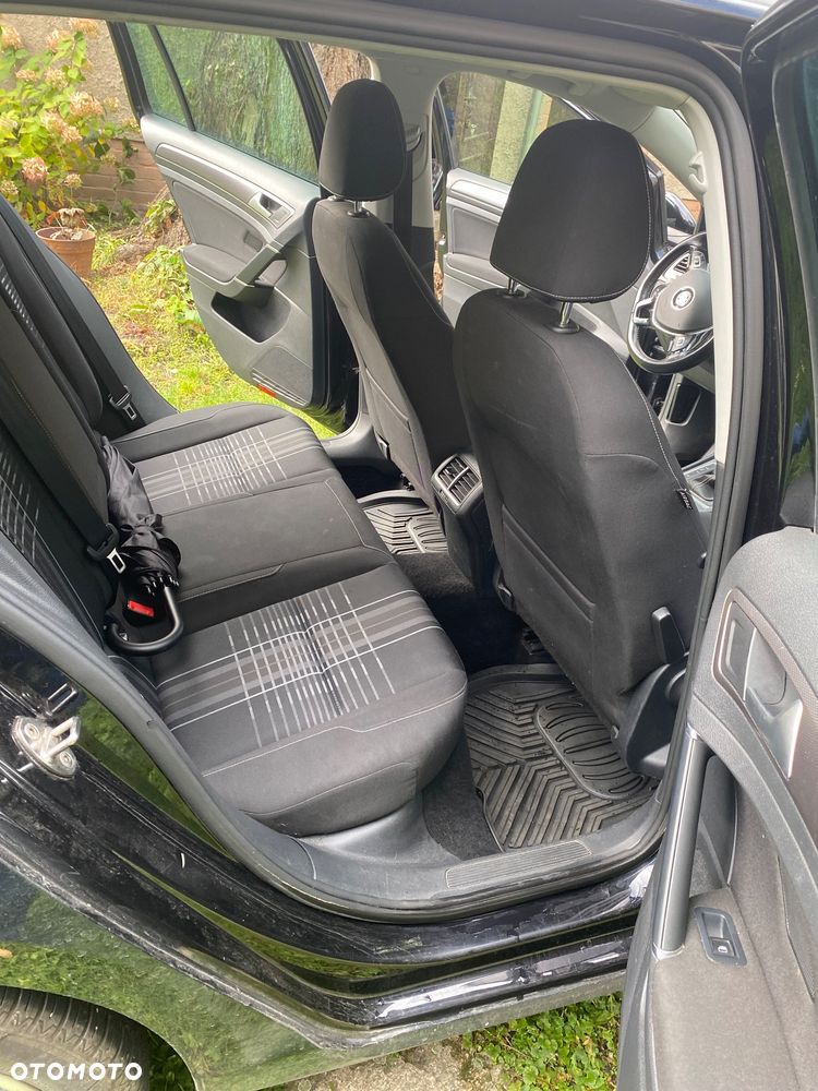 Volkswagen Golf 2.0 TDI BlueMotion Technology Lounge - 10