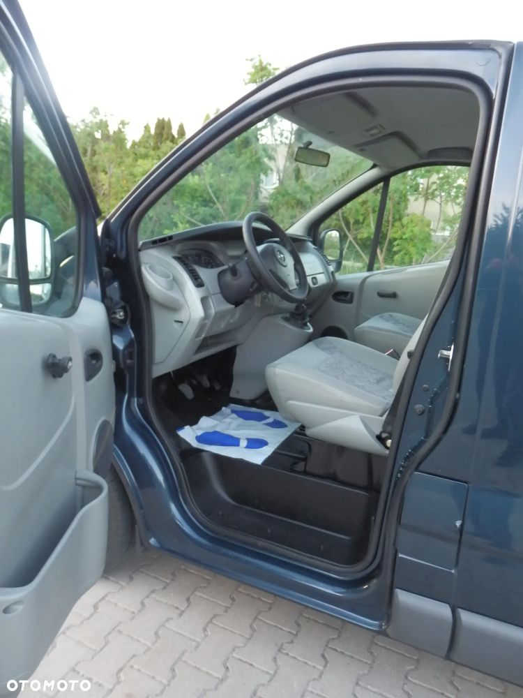 Opel Vivaro - 9