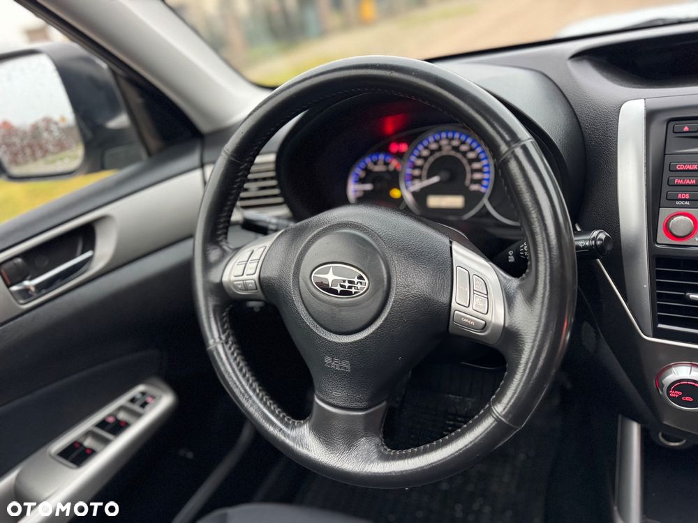 Subaru Forester 2.0D Exclusive - 26