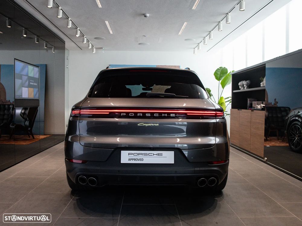 Porsche Cayenne E-Hybrid - 11