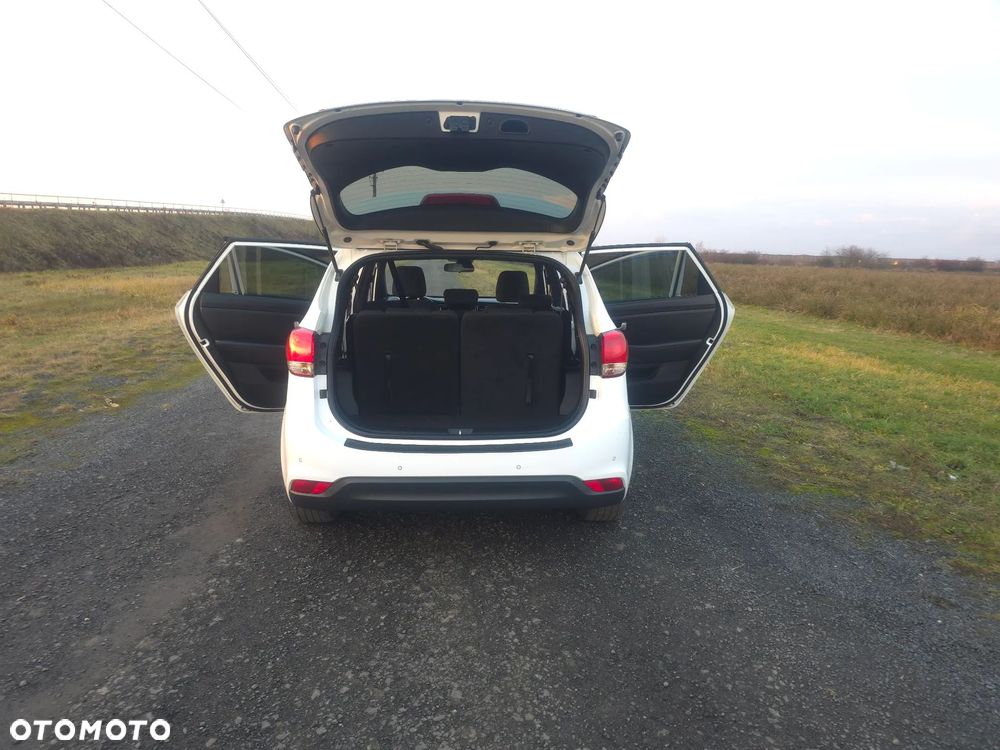 Kia Carens ver-1-7-crdi-xl-7os - 6