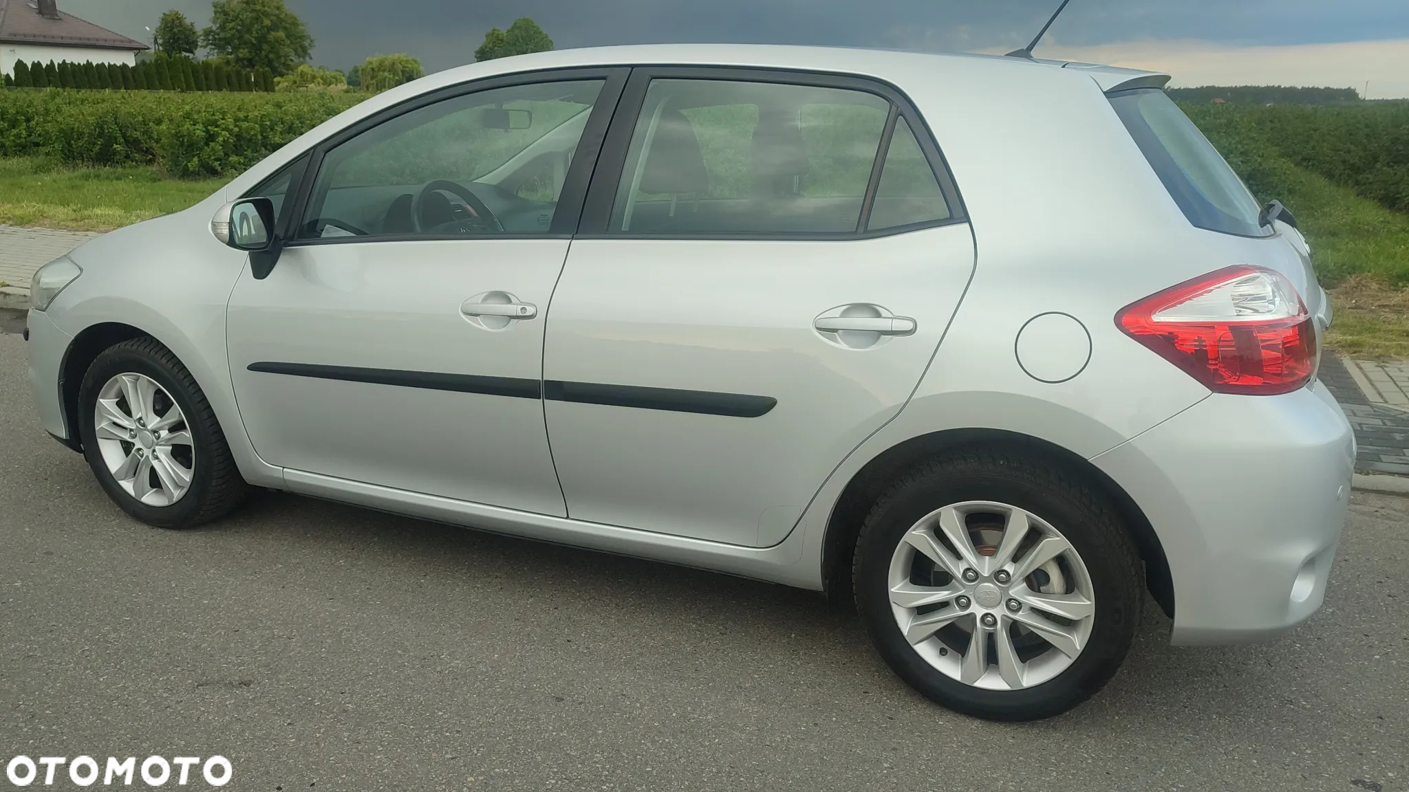 Toyota Auris 1.6 Luna - 10