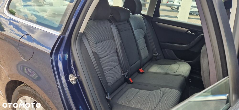 Volkswagen Passat Variant 1.6 TDI BlueMotion Technology Comfortline - 13