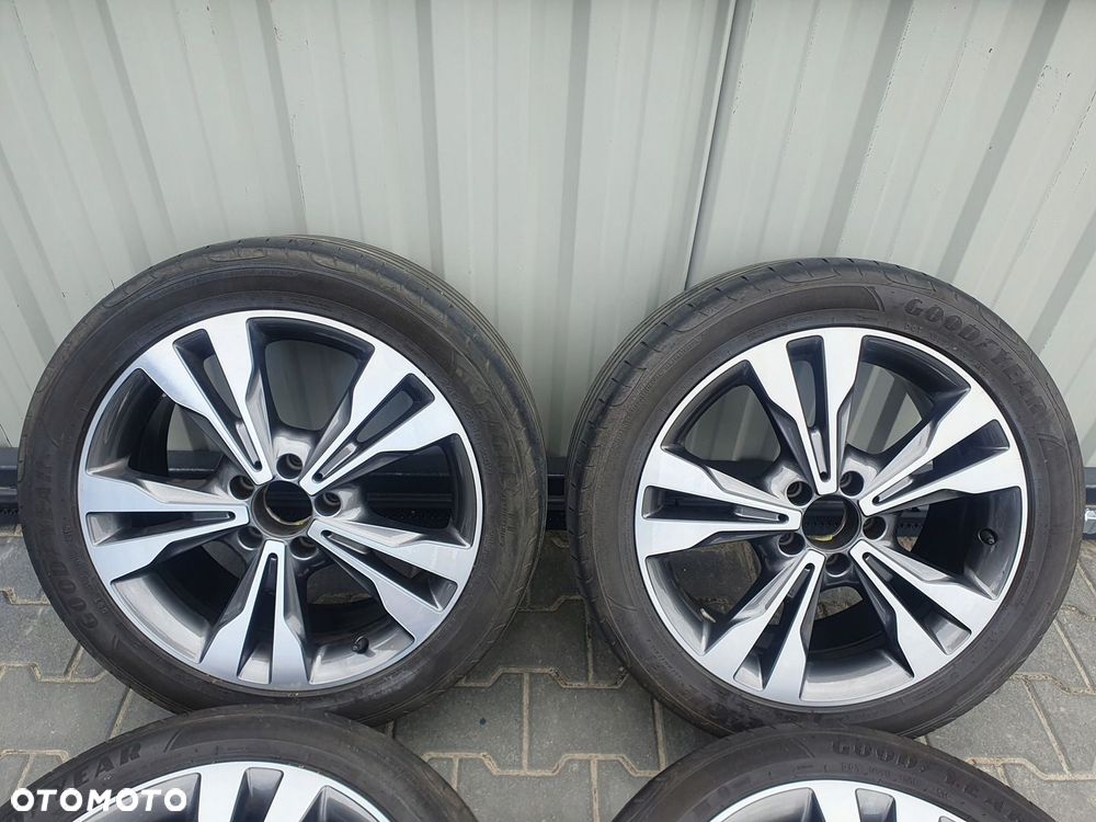 Felgi Mercedes Vito V-klasa w447 18" opony - 3