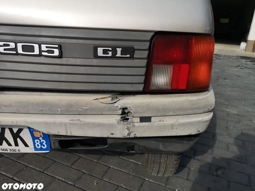 Peugeot 205 1.1 GL - 13