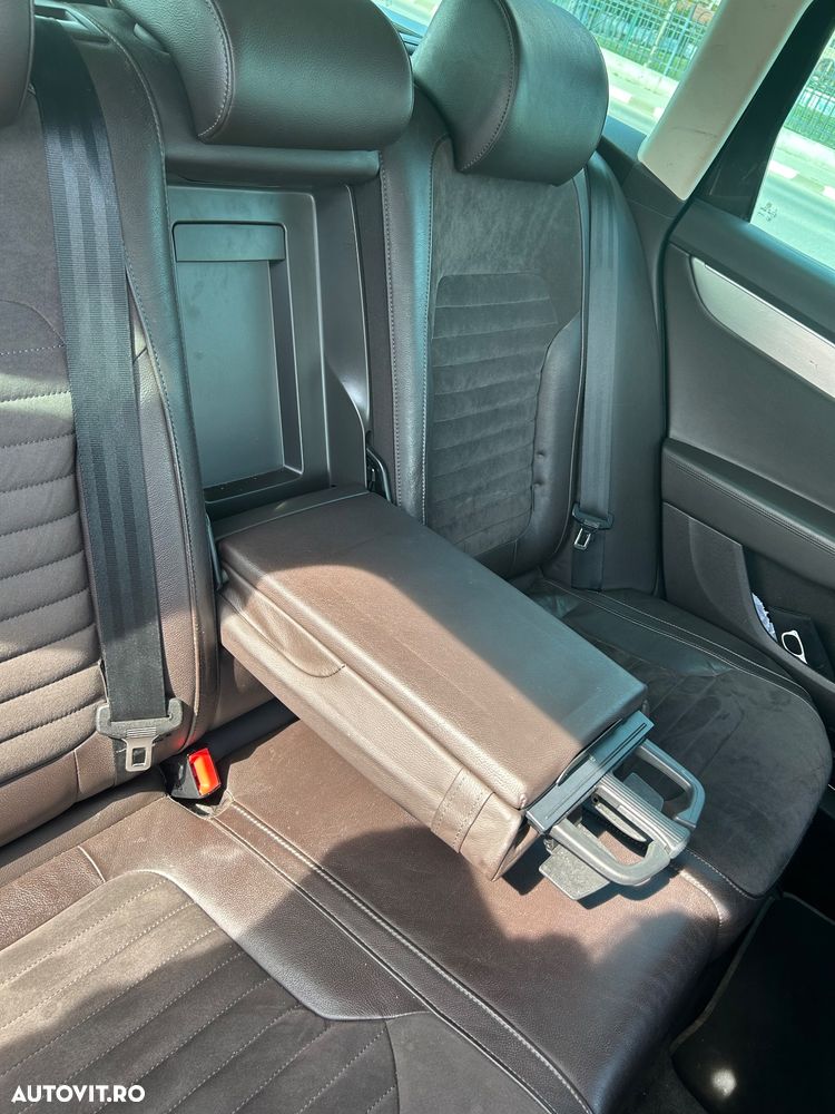 Volkswagen Passat 2.0 TDI BlueMotion Technology DSG Highline - 6