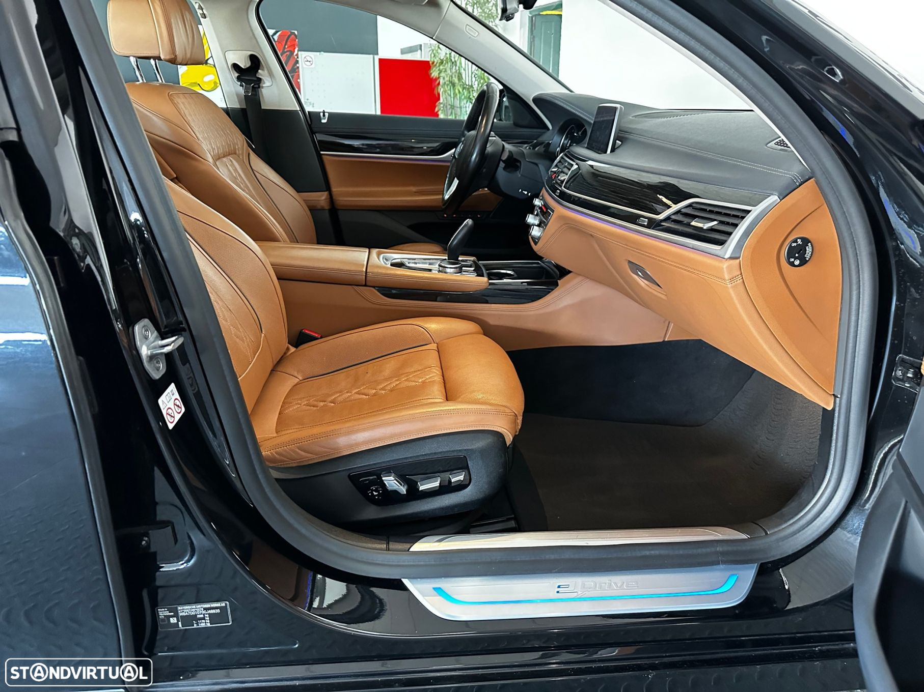 BMW 740 - 33
