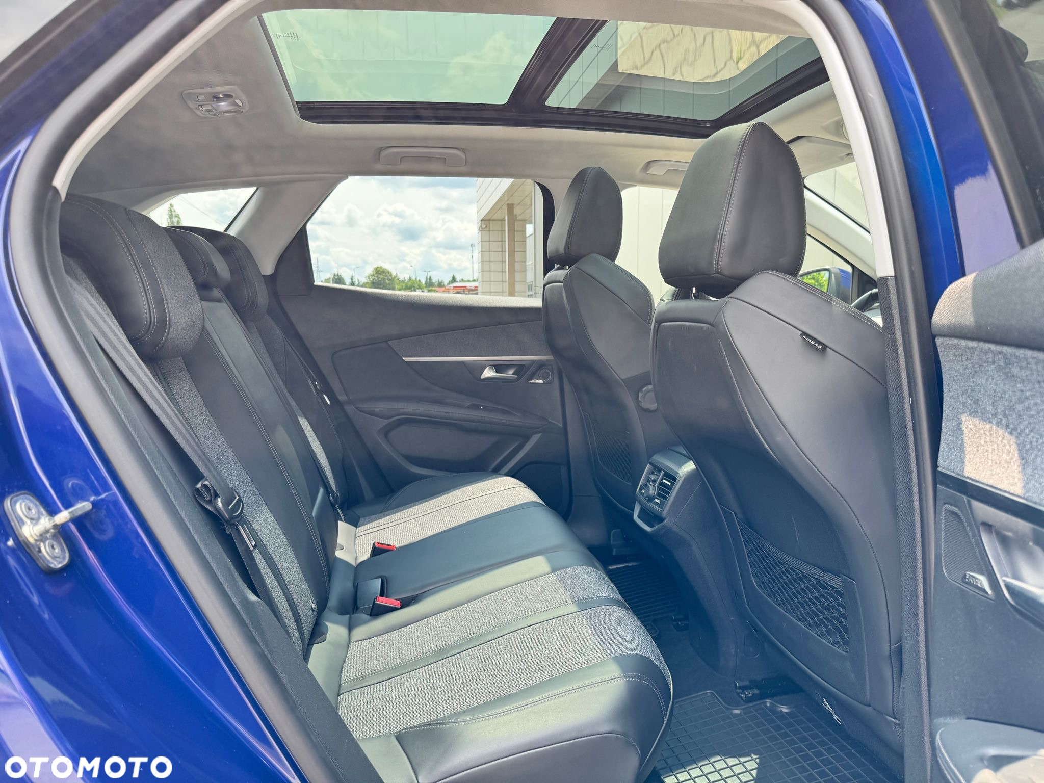 Peugeot 3008 2.0 BlueHDi Allure S&S - 17