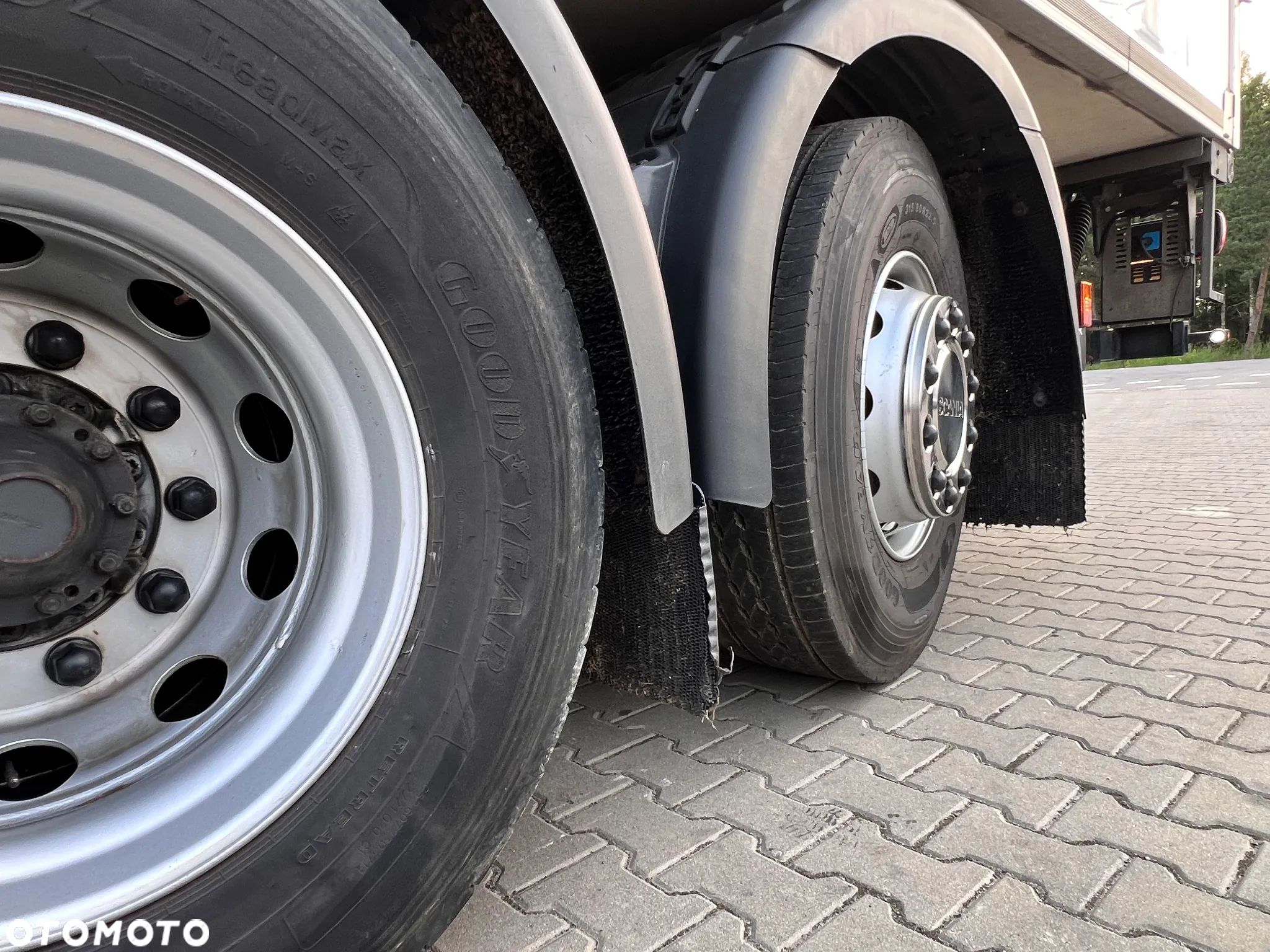 Scania P360 scania po kontrakcie złotym idealny stan chłodnia mroźnia T-1000R 370Tkm jak nowy 6x2/4 - 26