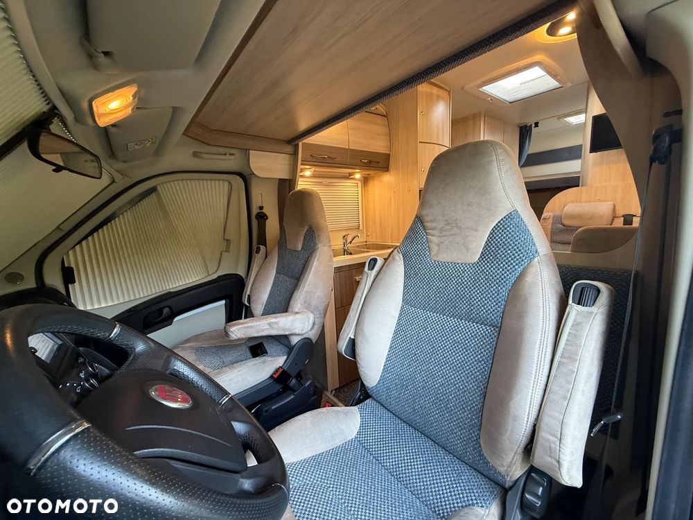 Hobby Kamper,camper I właściciel garażowany 6-osób - 28