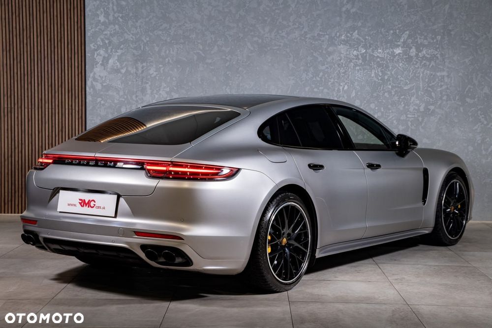 Porsche Panamera Turbo - 4
