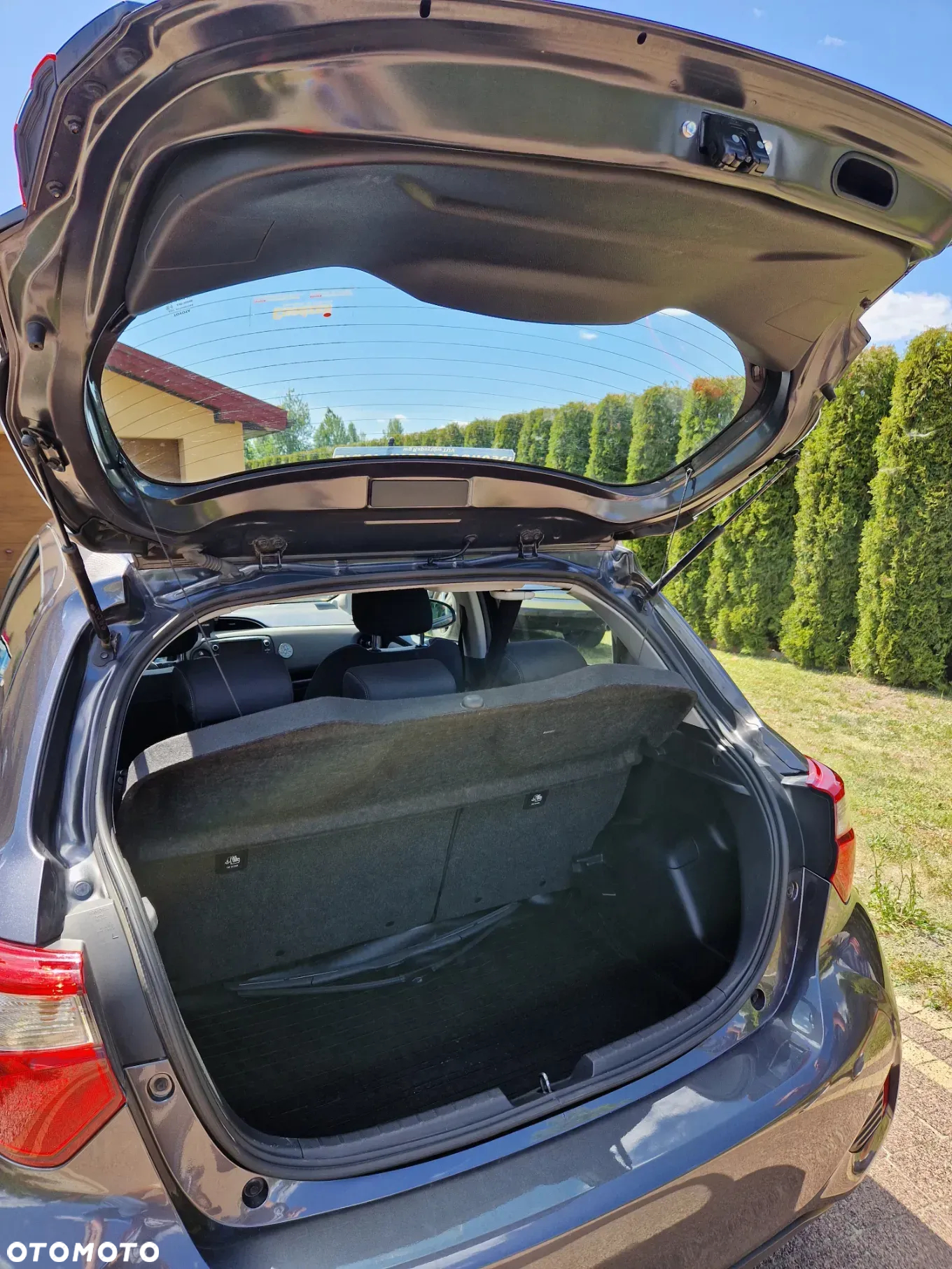 Toyota Yaris 1.5 Premium - 19