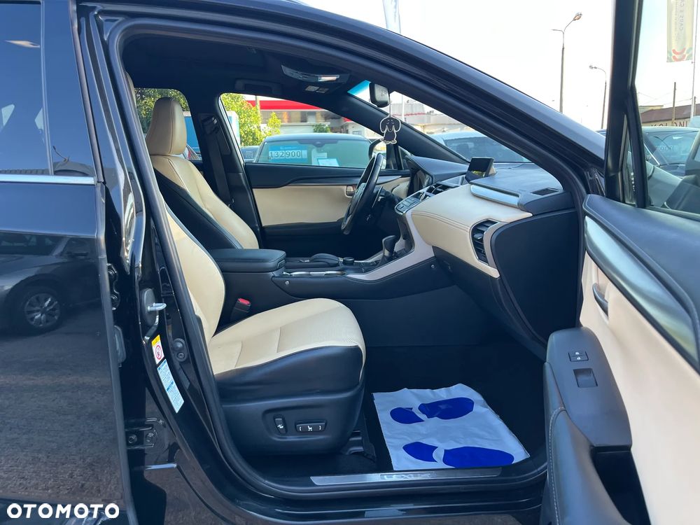 Lexus NX 200t Comfort AWD - 13