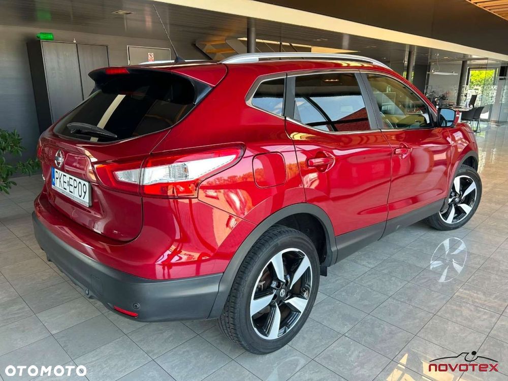 Nissan Qashqai - 2