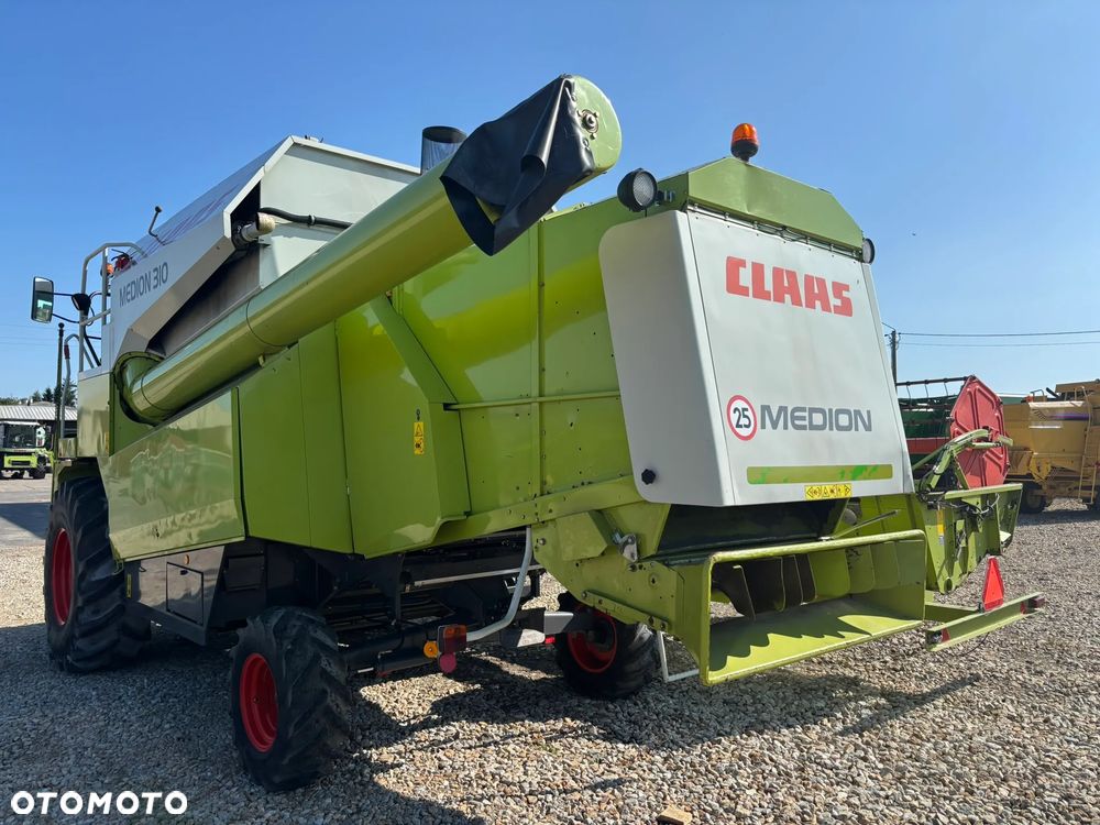 Claas Medion 310 - 9