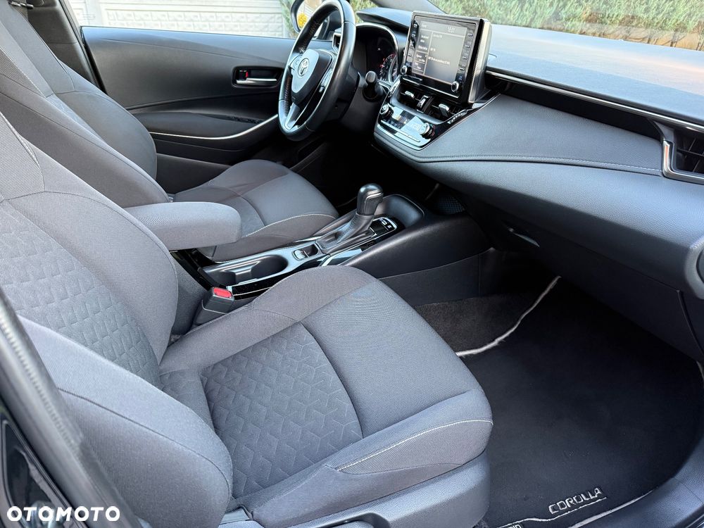 Toyota Corolla 1.8 Hybrid Comfort - 26