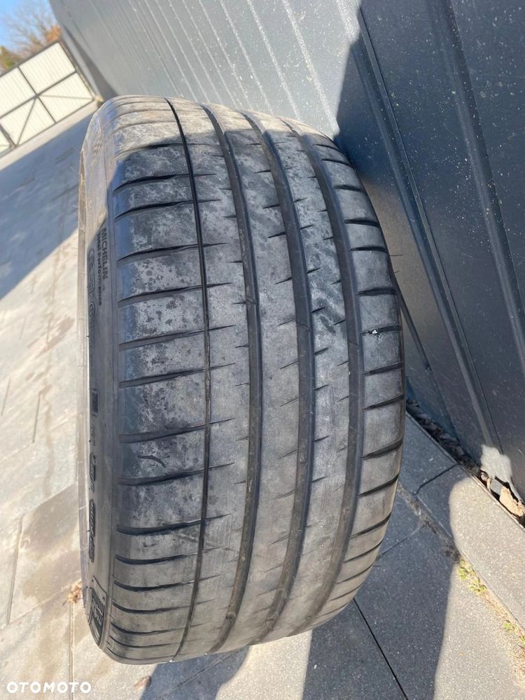 OPONA LATO MICHELIN PILOT SPORT 4S 275/35 R19 100Y - 8