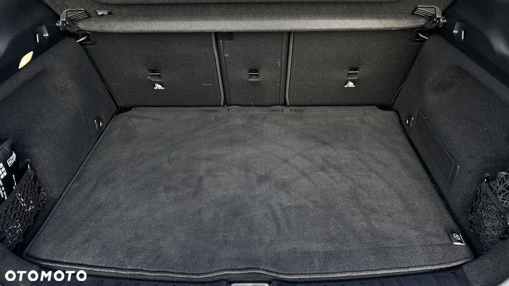 Mercedes-Benz GLA 200 AMG Line - 26