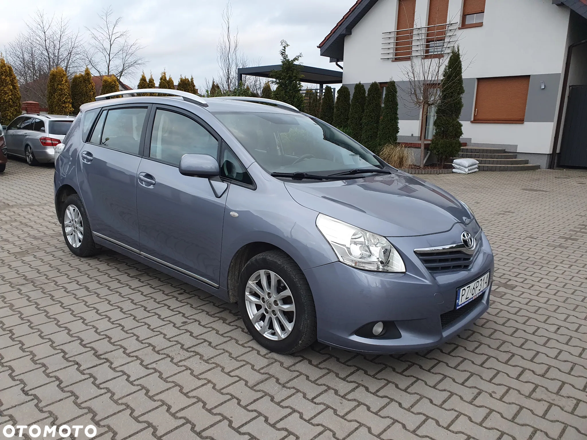 Toyota Verso 2.0 D-4D Luna 7os - 3