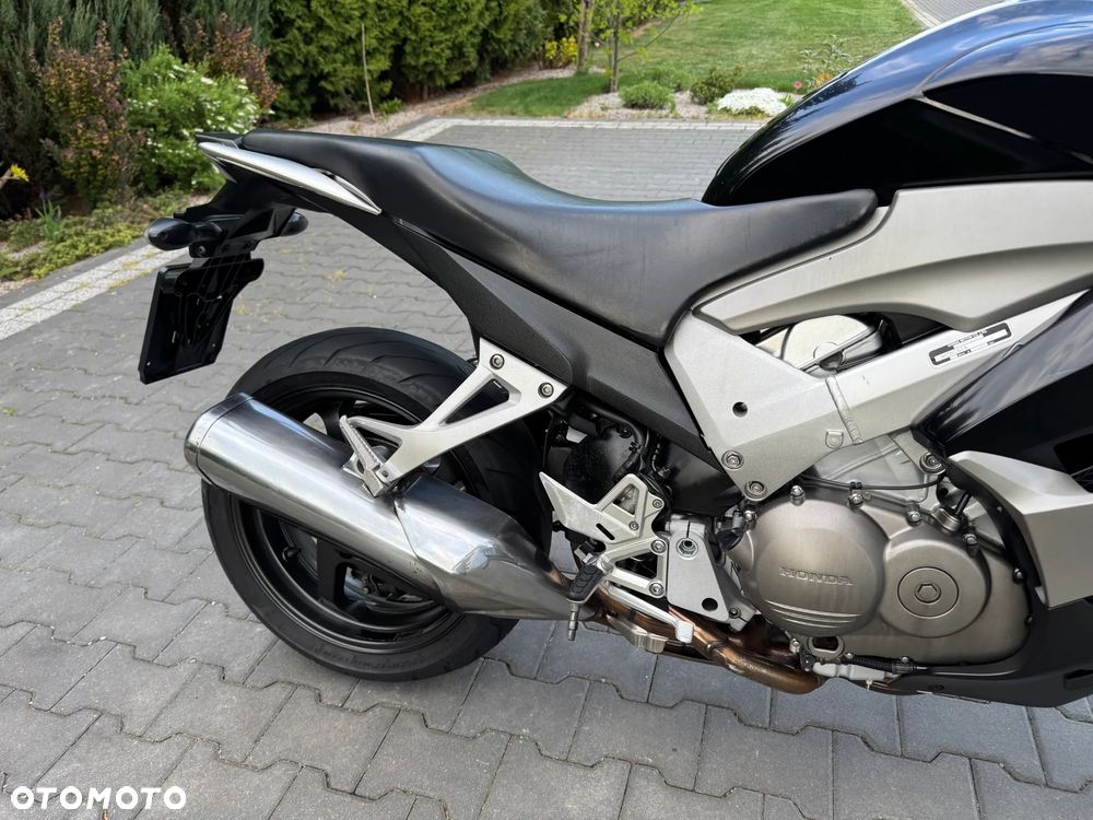 Honda VFR - 17
