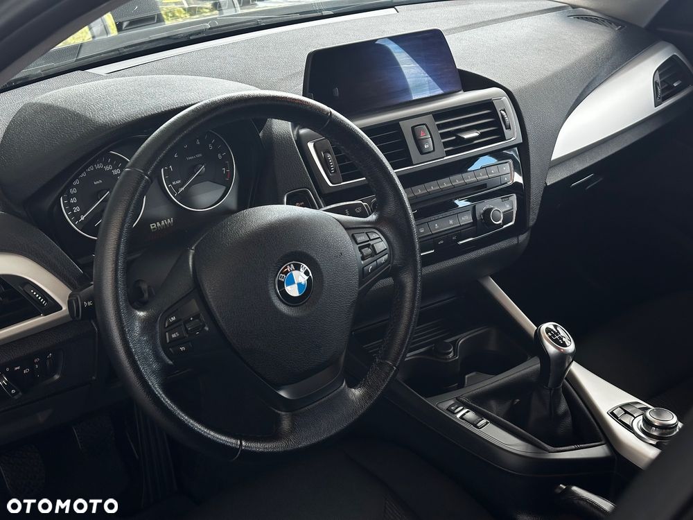BMW Seria 1 118i - 11