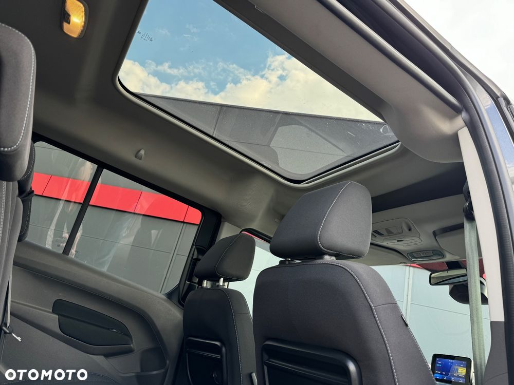 Ford Tourneo Connect Grand - 14