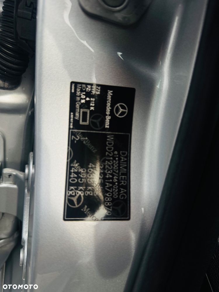 Mercedes-Benz Klasa E 200 7G-TRONIC Avantgarde - 25