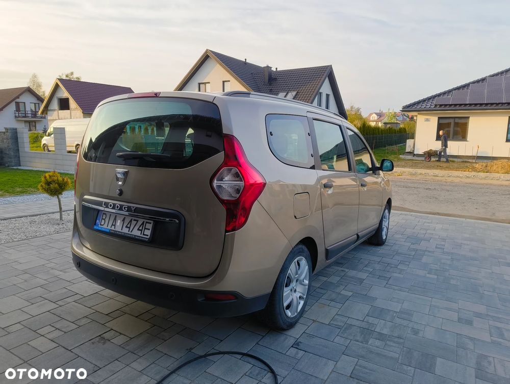 Dacia Lodgy 1.3 TCe Laureate S&S - 5