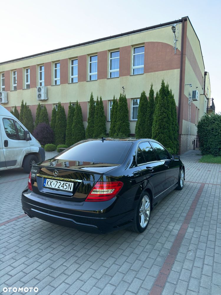 Mercedes-Benz Klasa C 250 7G-TRONIC - 8