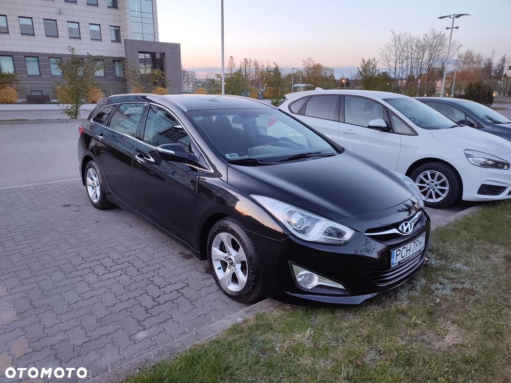 Hyundai i40 Kombi 1.7 CRDi DCT Premium - 10