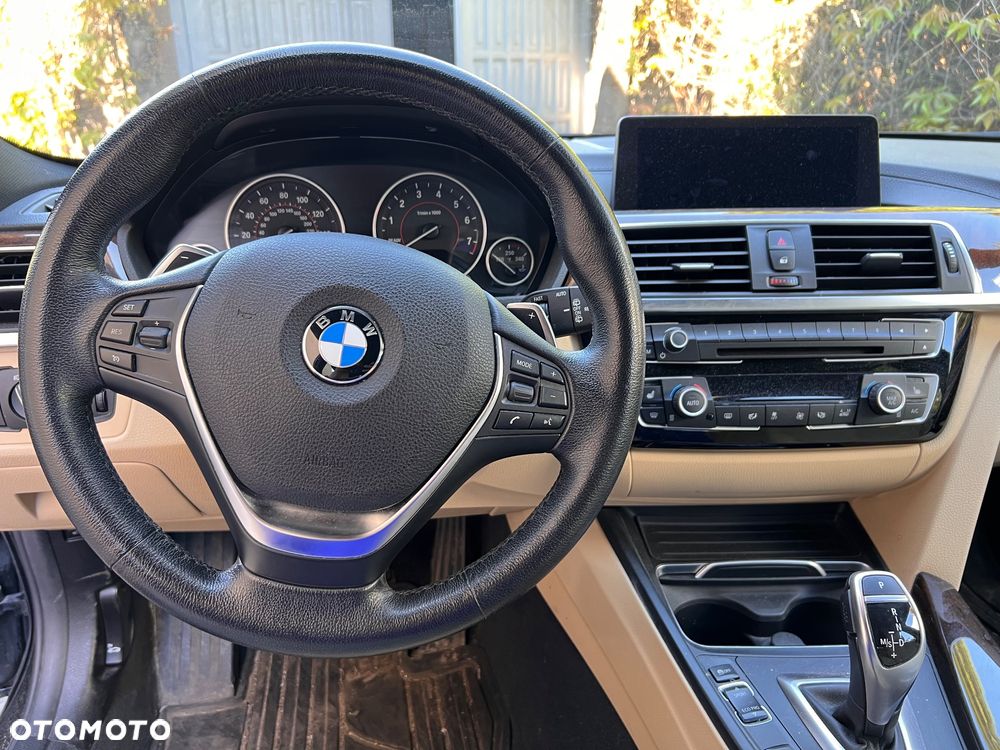 BMW Seria 3 330i xDrive Edition Luxury Line Purity - 9