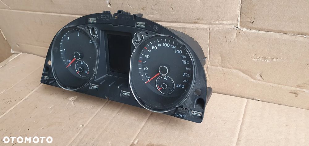 Licznik zegary oryginał VW Passat B6 2.0 TDI 3C0920861C - 2